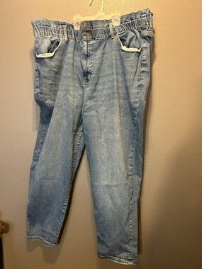 Ava & Viv 22W Plus Size High Rise Paperbag Jeans Light Blue Denim Elastic Waist